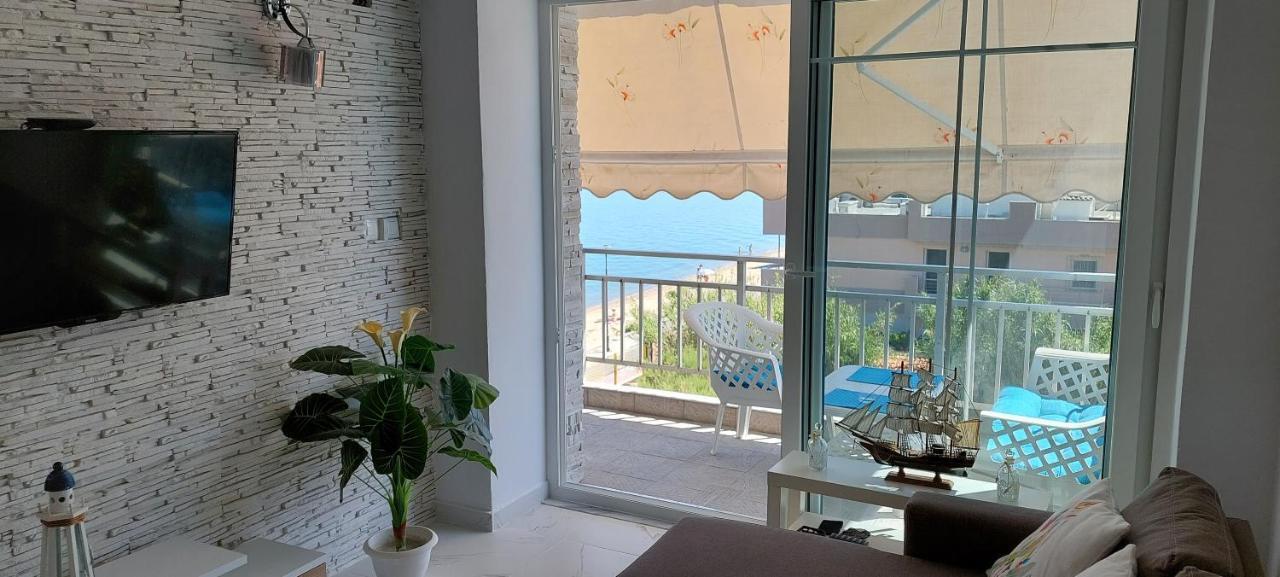 Sea View Perea Apartment Περαία Εξωτερικό φωτογραφία