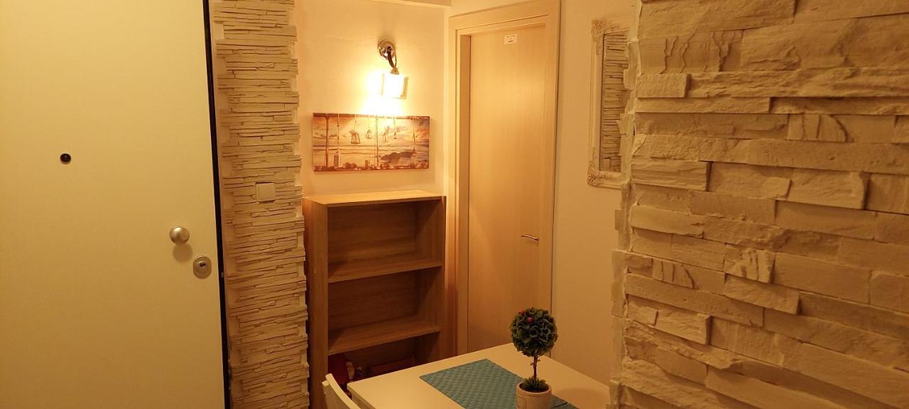Sea View Perea Apartment Περαία Εξωτερικό φωτογραφία